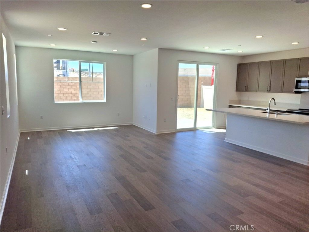 31309 Sutherland Pass, Winchester, CA 92596 — photo 3