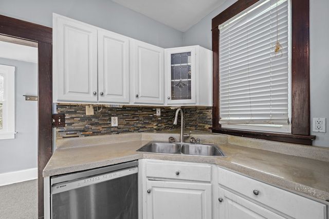 1179 26TH Street A, Moline, IL 61265