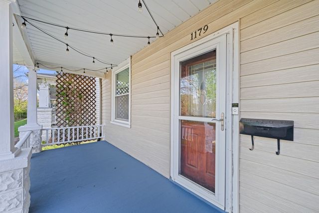 1179 26TH Street A, Moline, IL 61265
