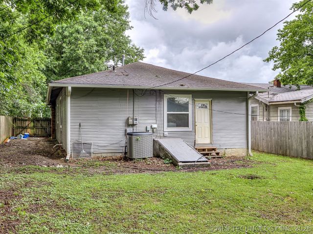 1233 N Cheyenne Avenue, Tulsa, OK 74106