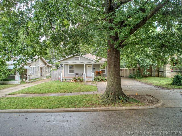 1233 N Cheyenne Avenue, Tulsa, OK 74106