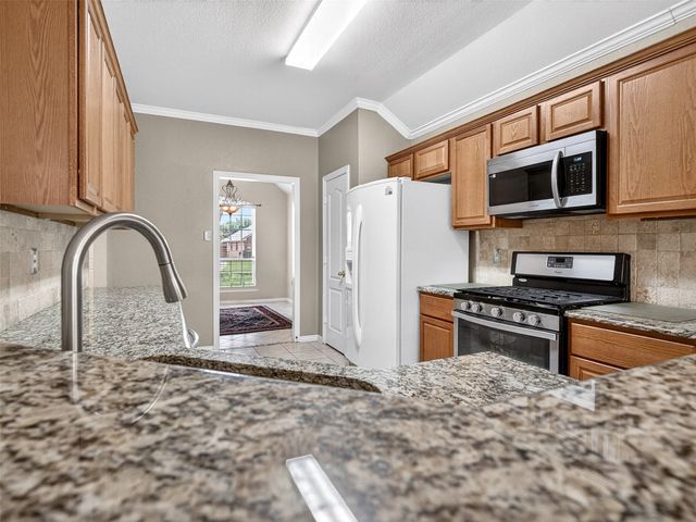 312 Cave River Court, Murphy, TX 75094