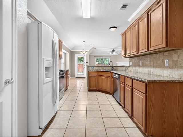 312 Cave River Court, Murphy, TX 75094