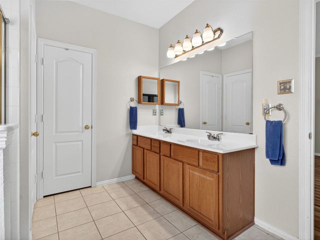 312 Cave River Court, Murphy, TX 75094