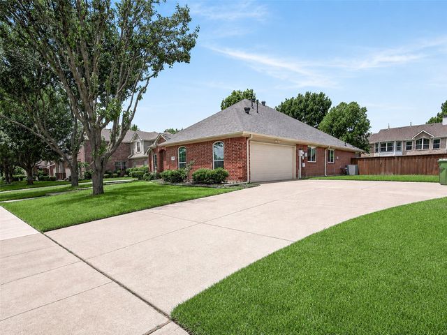 312 Cave River Court, Murphy, TX 75094