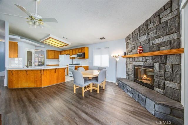 13900 Spring Valley Pkwy, Victorville, CA 92395