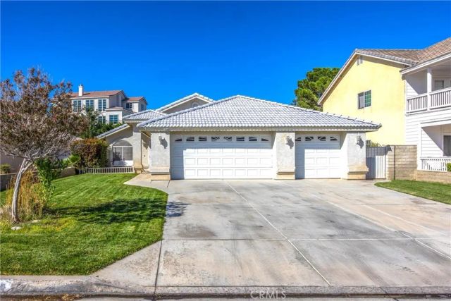 13900 Spring Valley Pkwy, Victorville, CA 92395