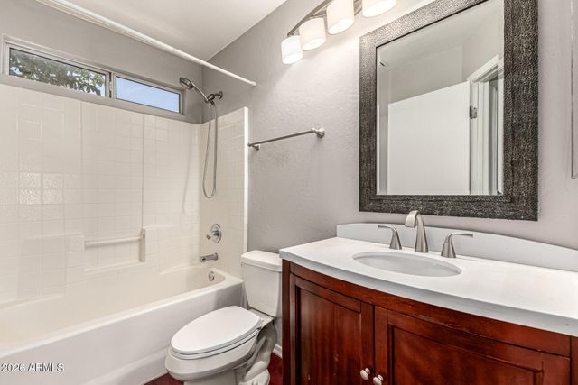 7522 E LOBO Avenue, Mesa, AZ 85209