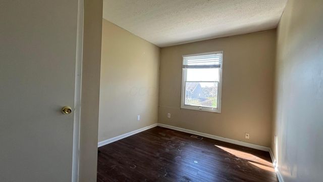 2678 Fernwood Avenue, Lancaster, OH 43130