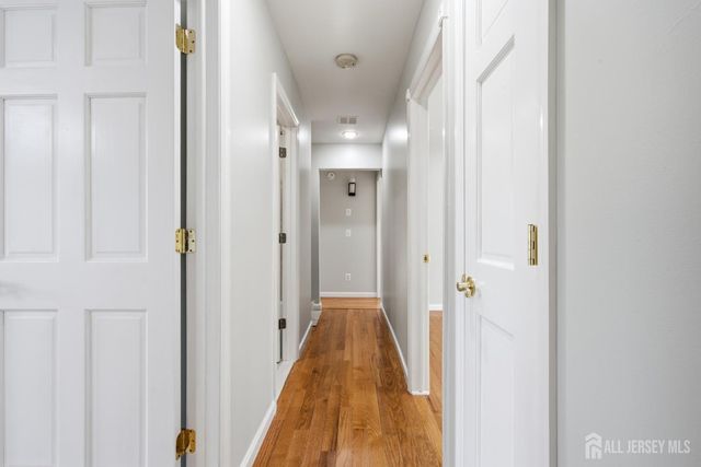 3 Karnell Court, Edison, NJ 08820