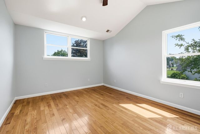 3 Karnell Court, Edison, NJ 08820
