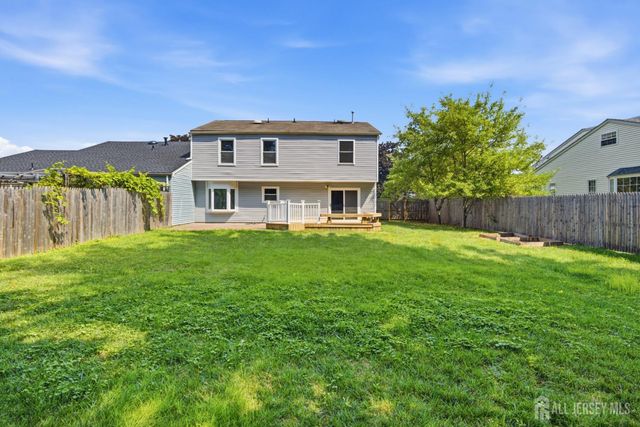 3 Karnell Court, Edison, NJ 08820