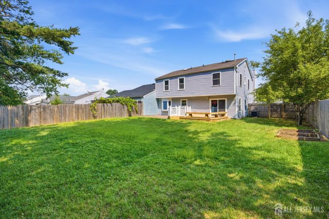 3 Karnell Court, Edison, NJ 08820