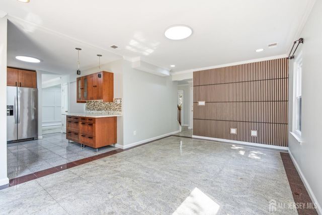 3 Karnell Court, Edison, NJ 08820
