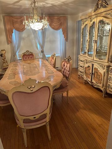 124 Beech St, Boston, MA 02131