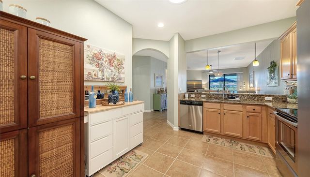 11121 CAMPAZZO DRIVE, Venice, FL 34292