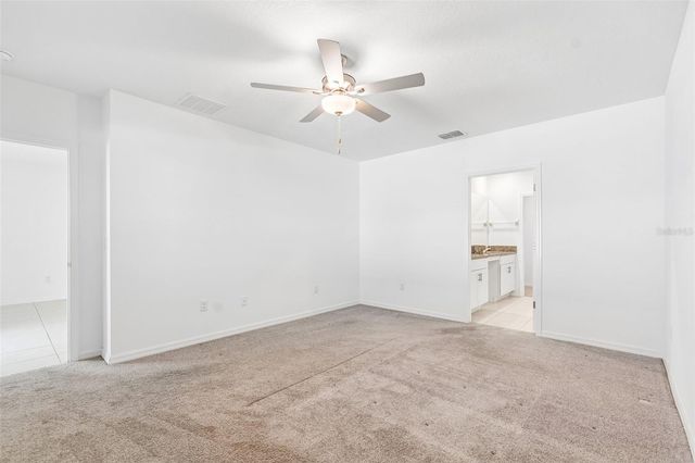 6450 BACK FORTY LOOP, Zephyrhills, FL 33541