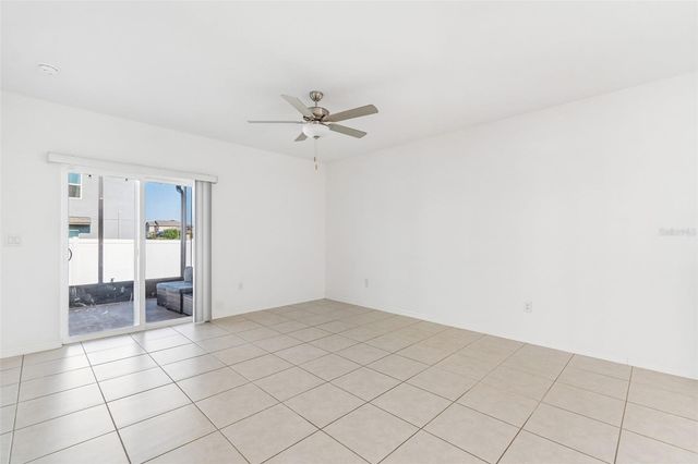 6450 BACK FORTY LOOP, Zephyrhills, FL 33541