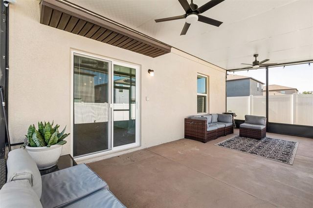 6450 BACK FORTY LOOP, Zephyrhills, FL 33541