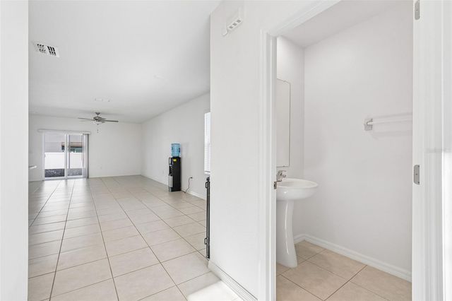 6450 BACK FORTY LOOP, Zephyrhills, FL 33541