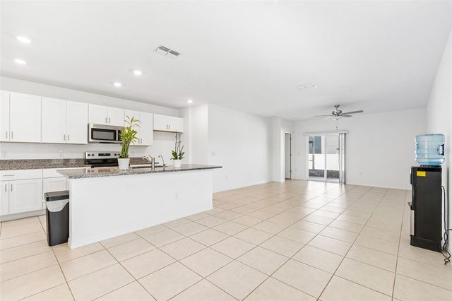 6450 BACK FORTY LOOP, Zephyrhills, FL 33541