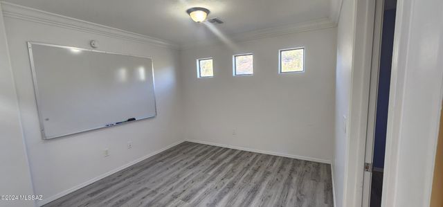 10706 N Hewitt Place, Oro Valley, AZ 85737