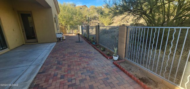 10706 N Hewitt Place, Oro Valley, AZ 85737