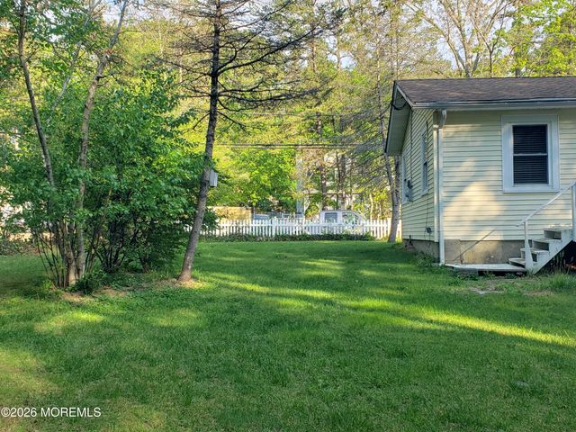 689 Freehold Road, Jackson, NJ 08527