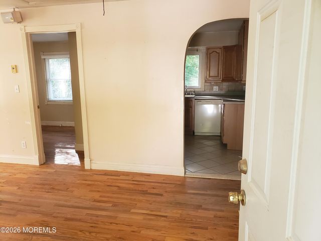 689 Freehold Road, Jackson, NJ 08527