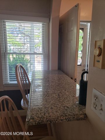 689 Freehold Road, Jackson, NJ 08527