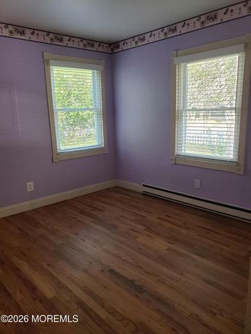 689 Freehold Road, Jackson, NJ 08527