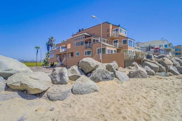 1326 Seacoast Drive, Imperial Beach, CA 91932
