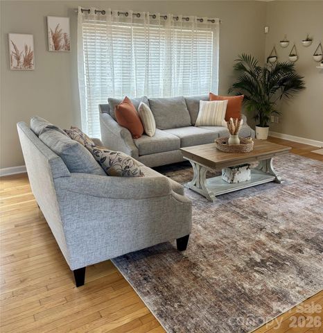 5367 Harvest Hill Drive, Harrisburg, NC 28075