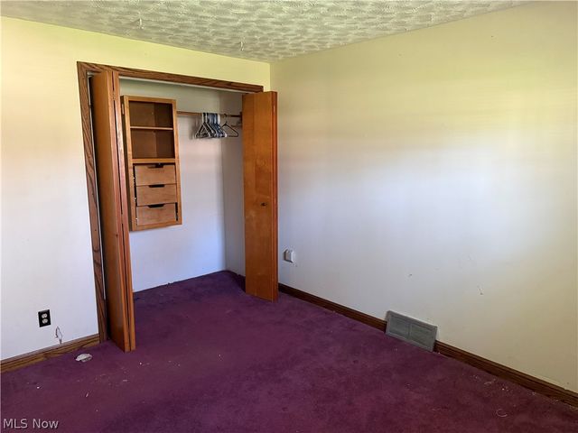 1420 Howe Drive, Brimfield, OH 44240