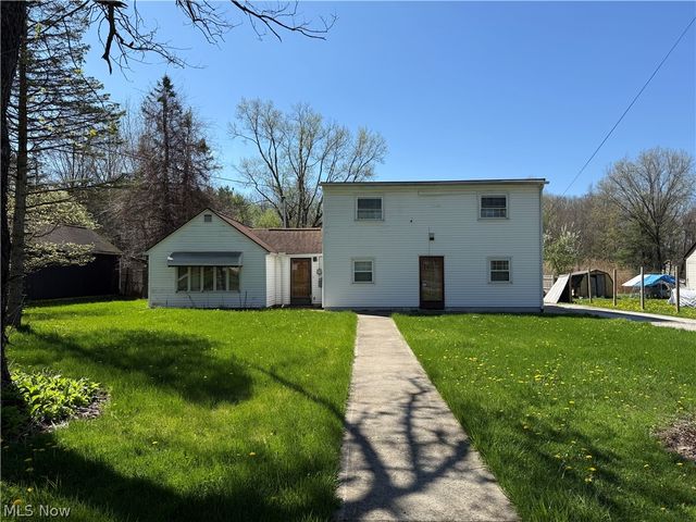 1420 Howe Drive, Brimfield, OH 44240