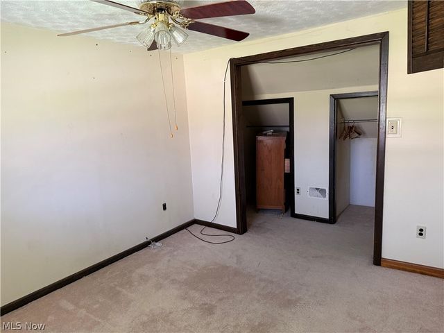 1420 Howe Drive, Brimfield, OH 44240
