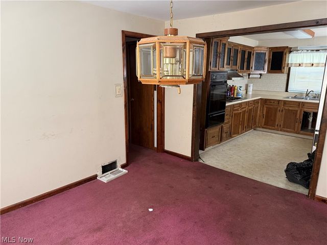 1420 Howe Drive, Brimfield, OH 44240