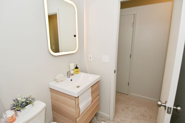 180 Briar Hill Drive, Whiteland, IN 46184