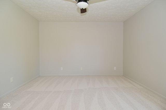 180 Briar Hill Drive, Whiteland, IN 46184