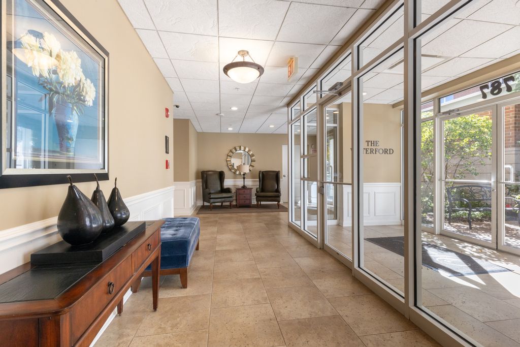 787 Graceland Avenue 501, Des Plaines, IL 60016 — photo 2