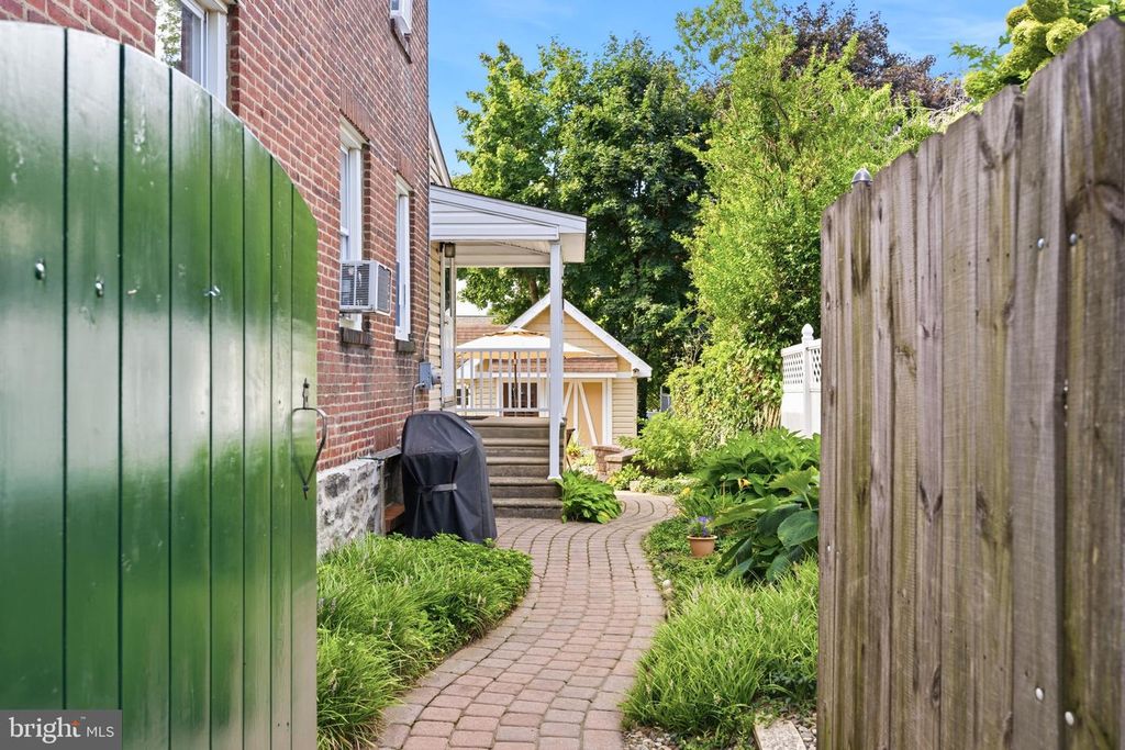 310 STANWOOD ST, PHILADELPHIA, PA 19111 — photo 5