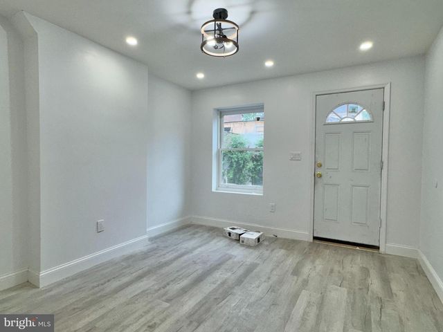 36 WOOD ST, Trenton, NJ 08618