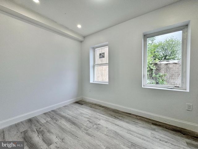 36 WOOD ST, Trenton, NJ 08618