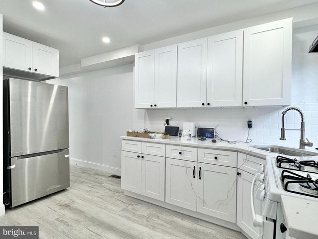 36 WOOD ST, Trenton, NJ 08618