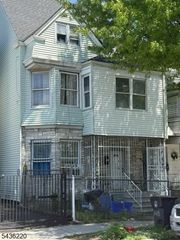 343 7Th Ave W, Newark City, NJ 07107