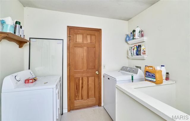 209 Timber Ridge Court, Troy, MO 63379