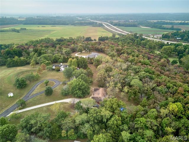 209 Timber Ridge Court, Troy, MO 63379