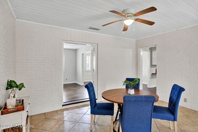 1353 LIVE OAK Lane, Jacksonville, FL 32207