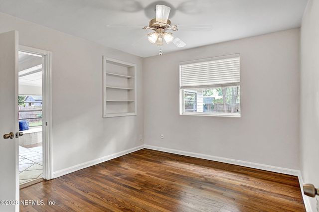 1353 LIVE OAK Lane, Jacksonville, FL 32207