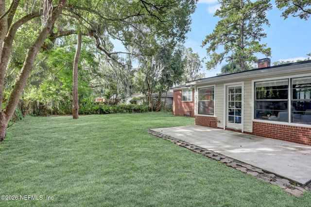 1353 LIVE OAK Lane, Jacksonville, FL 32207
